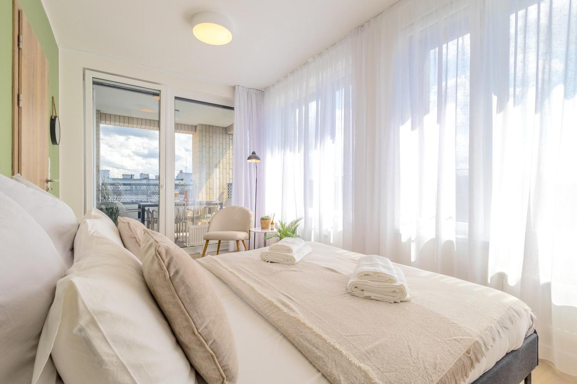 Bright 2Br - 7Th Floor, Balcony, Free Parking By Gravity Prague Daire Dış mekan fotoğraf