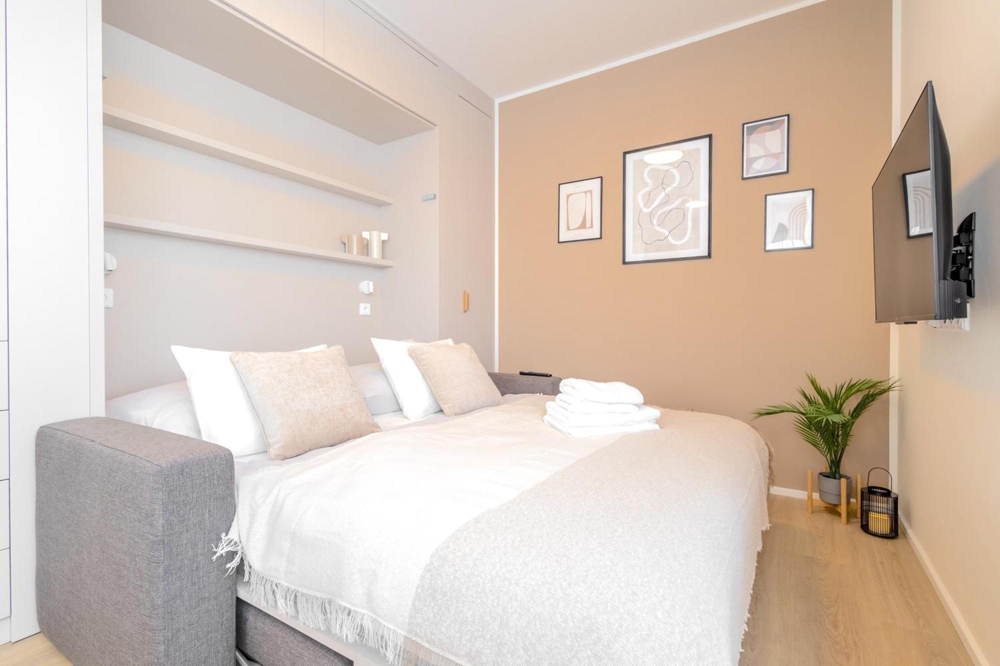 Bright 2Br - 7Th Floor, Balcony, Free Parking By Gravity Prague Daire Dış mekan fotoğraf