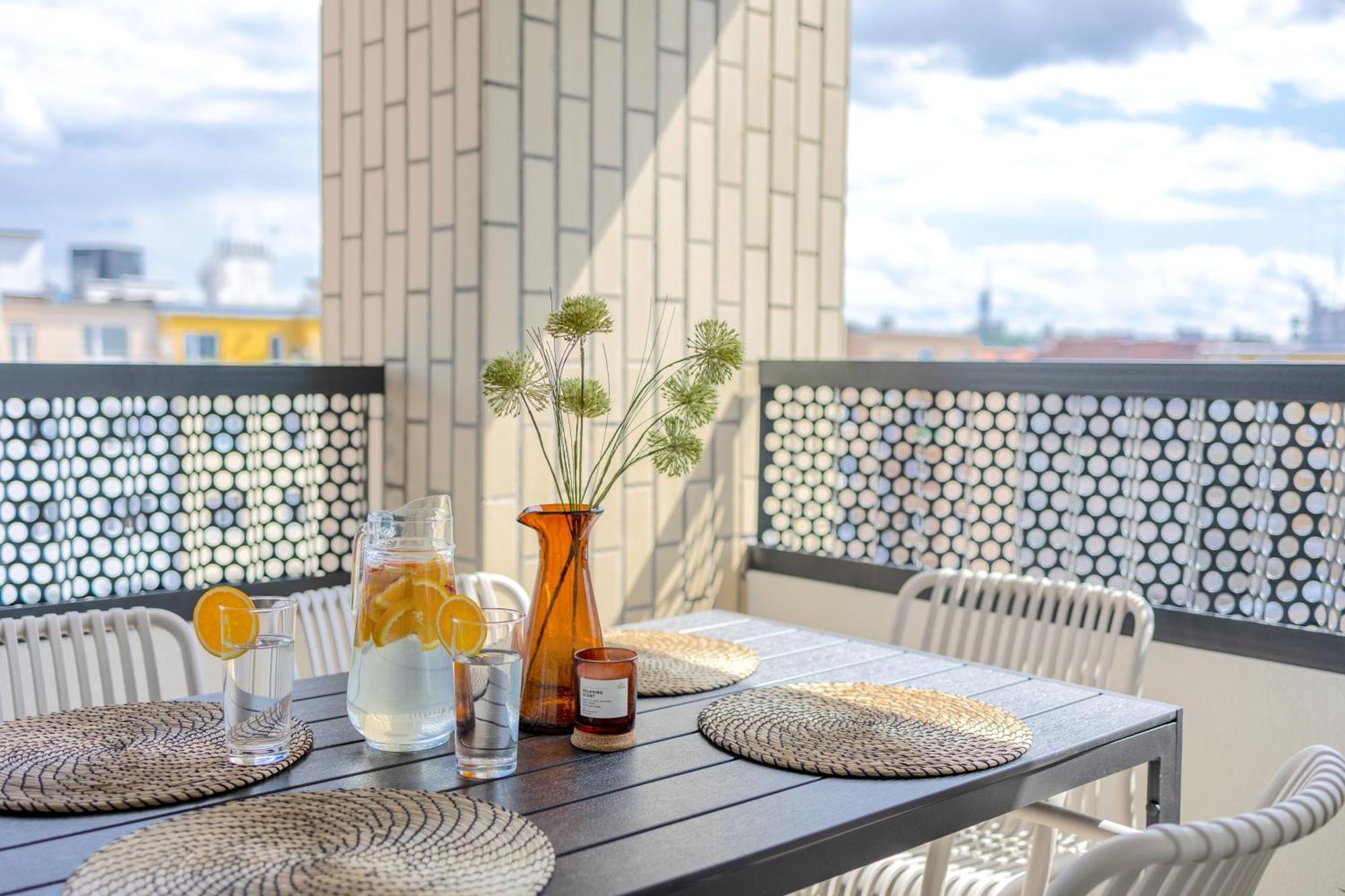 Bright 2Br - 7Th Floor, Balcony, Free Parking By Gravity Prague Daire Dış mekan fotoğraf