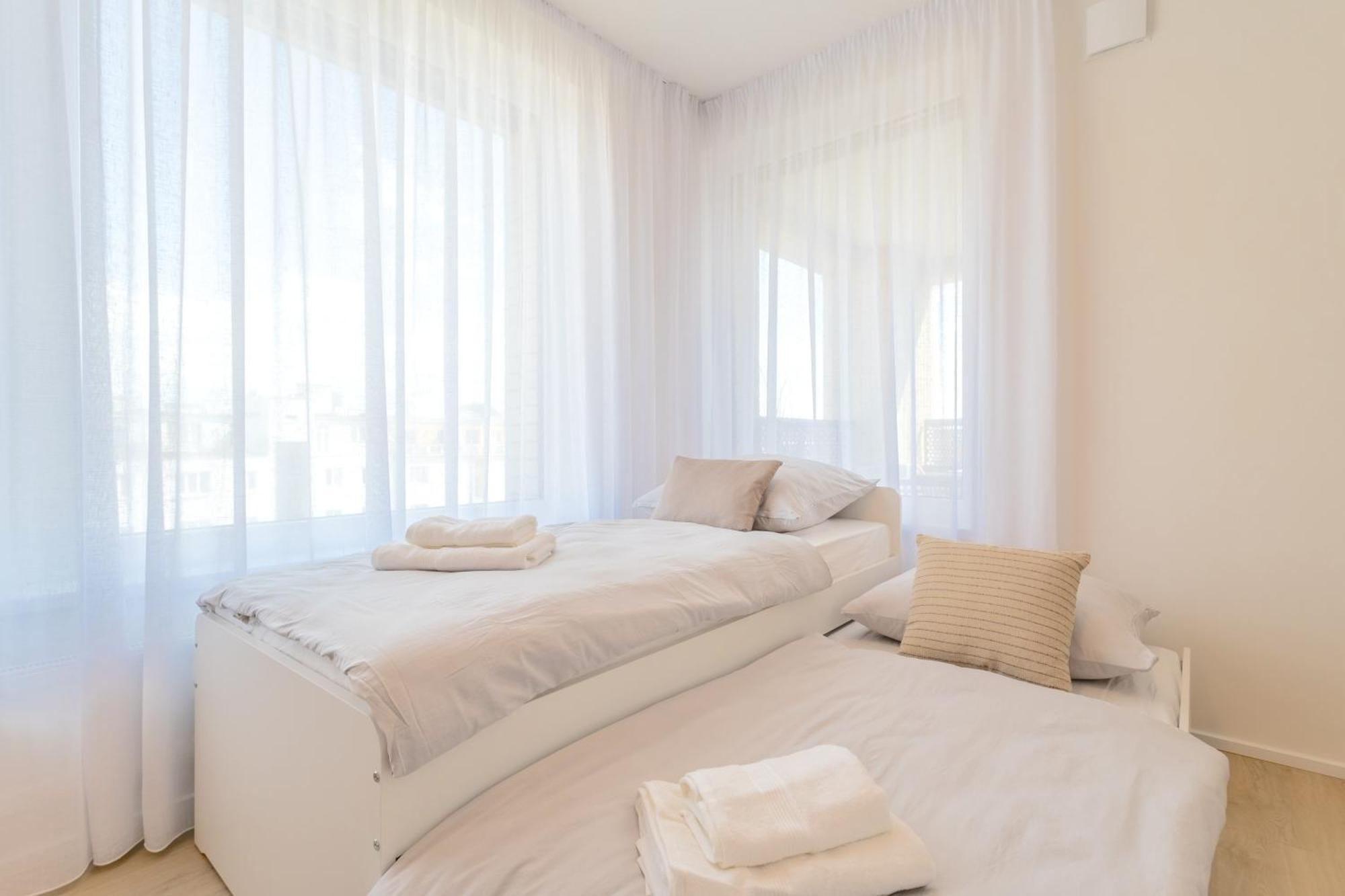 Bright 2Br - 7Th Floor, Balcony, Free Parking By Gravity Prague Daire Dış mekan fotoğraf